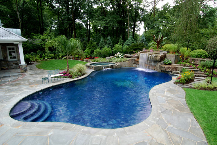 Backyard-Landscaping-Ideas-Swimming-Pool-Design-Homesthetics-31.jpg