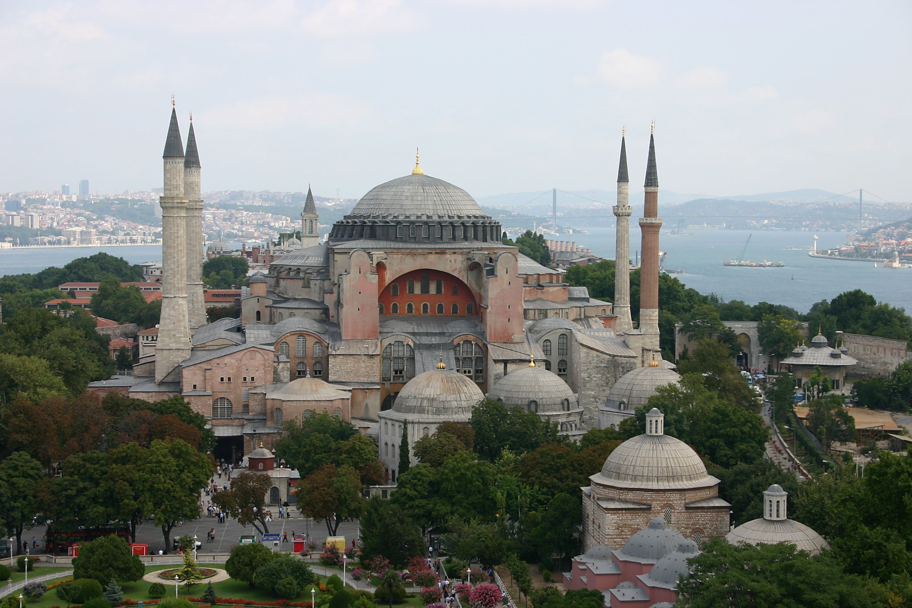 dış-mekan-ayasofya-camii_0.jpg