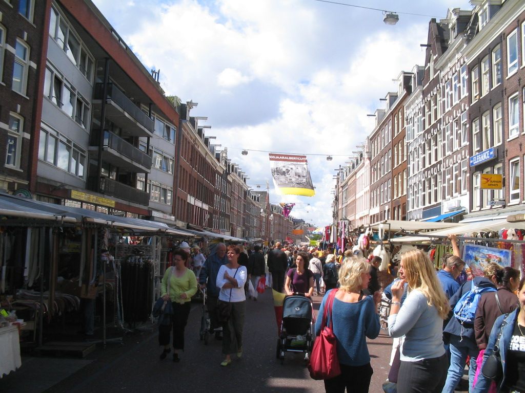 Albert-Cuypmarkt.jpg