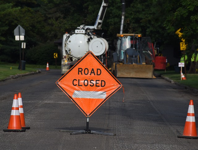 road-closed-2627362_640.jpg