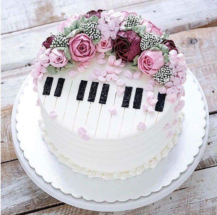 Piano Keyboard on Sheet Cake – Tiffany's Bakery