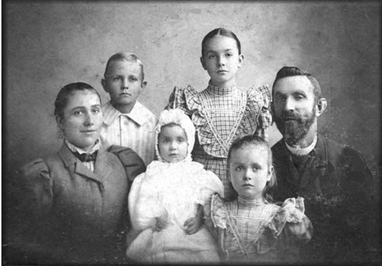 SchlemmerFamily1898.png