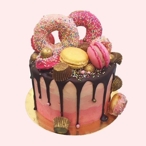 m_Pink_Birthday_Cake_grande.jpg