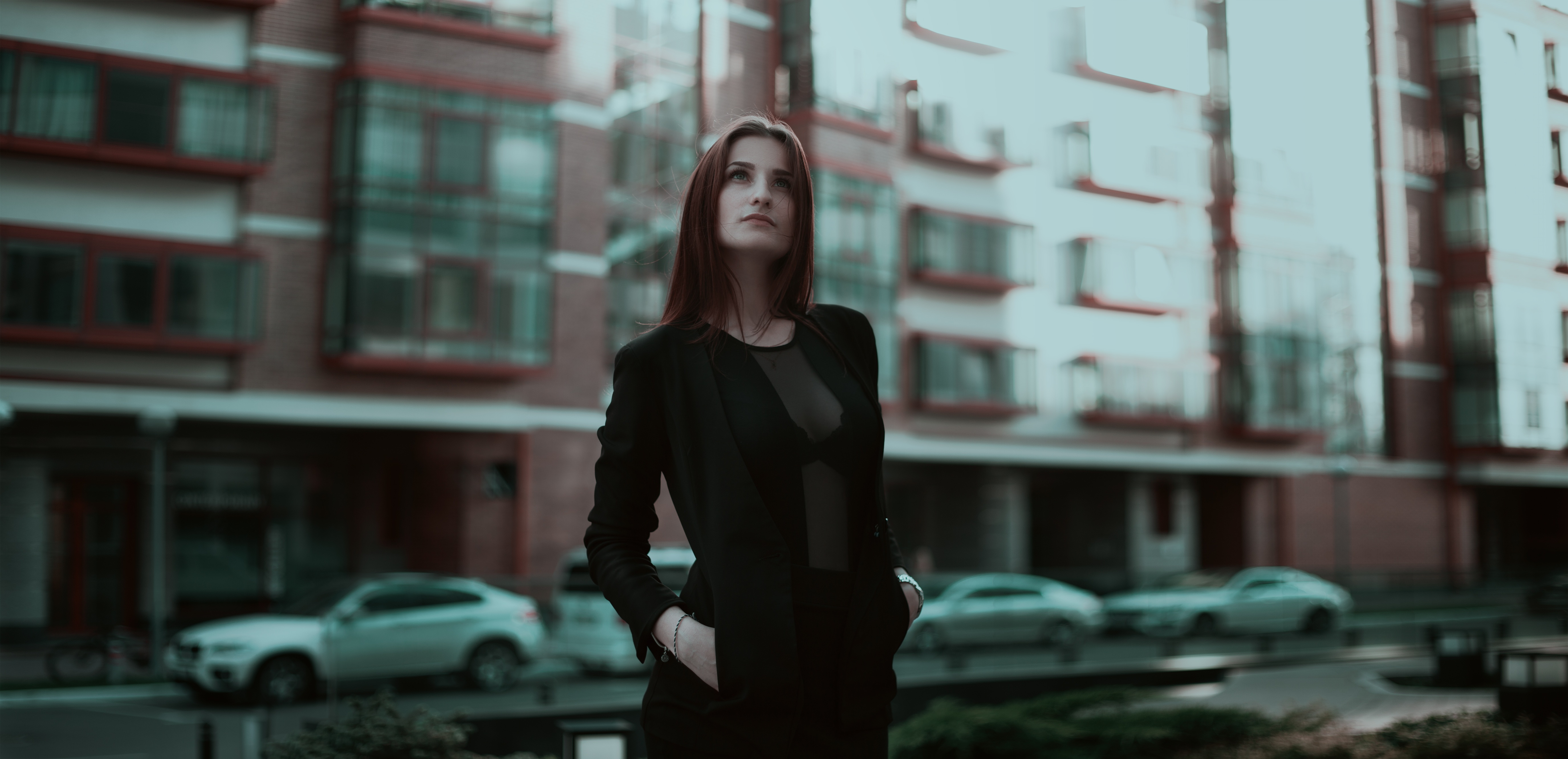 business-lady-business-girl-businessman-160685.jpeg