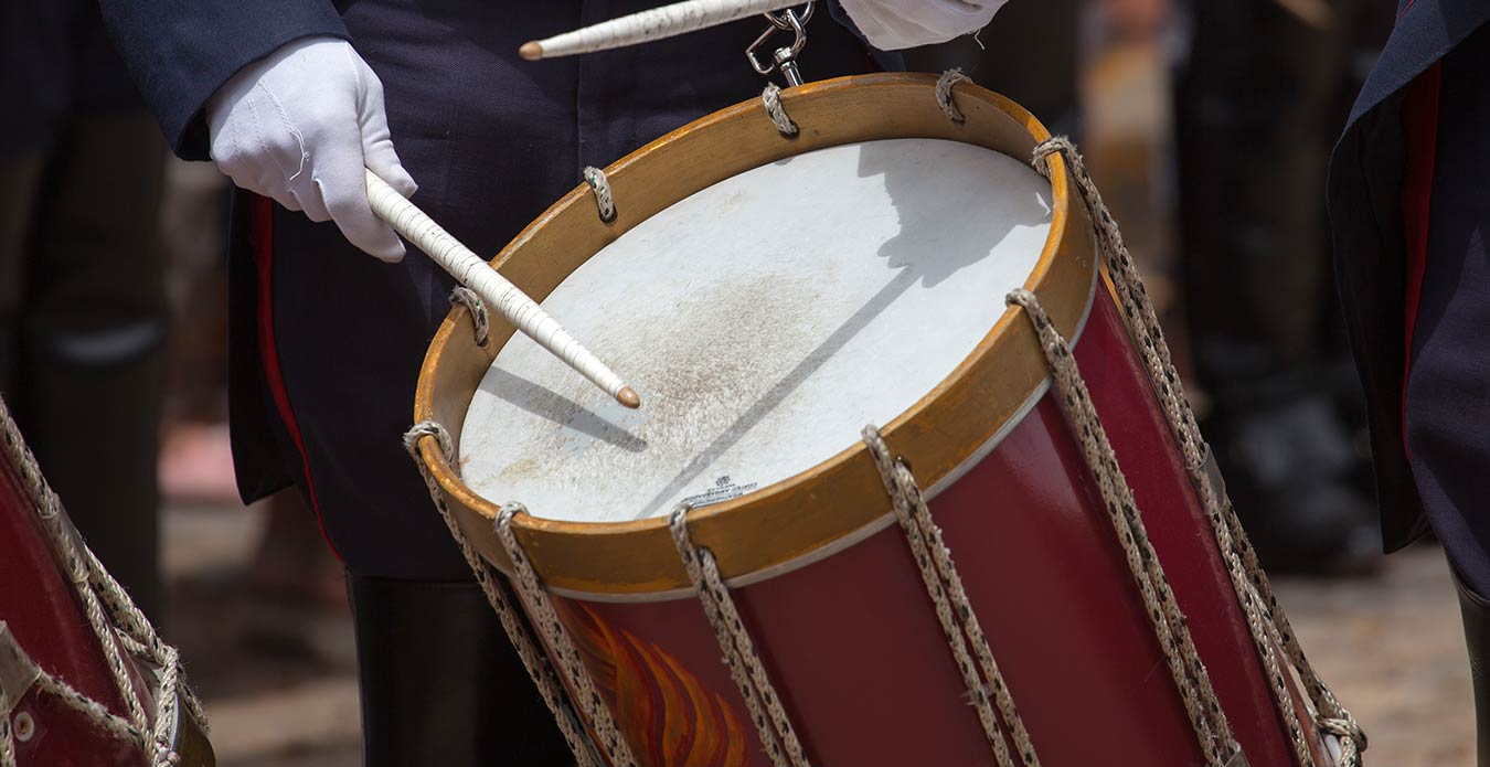 ki-winterfest-fourdrummersdrumming-banner.jpg