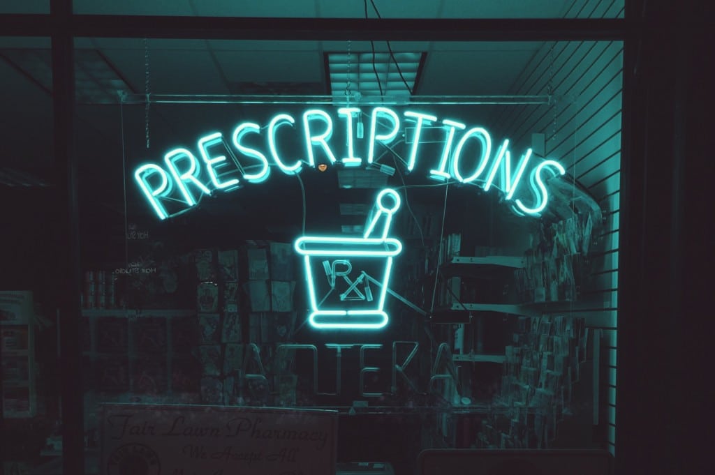 neon-sign-green-medical-1024x681.jpg