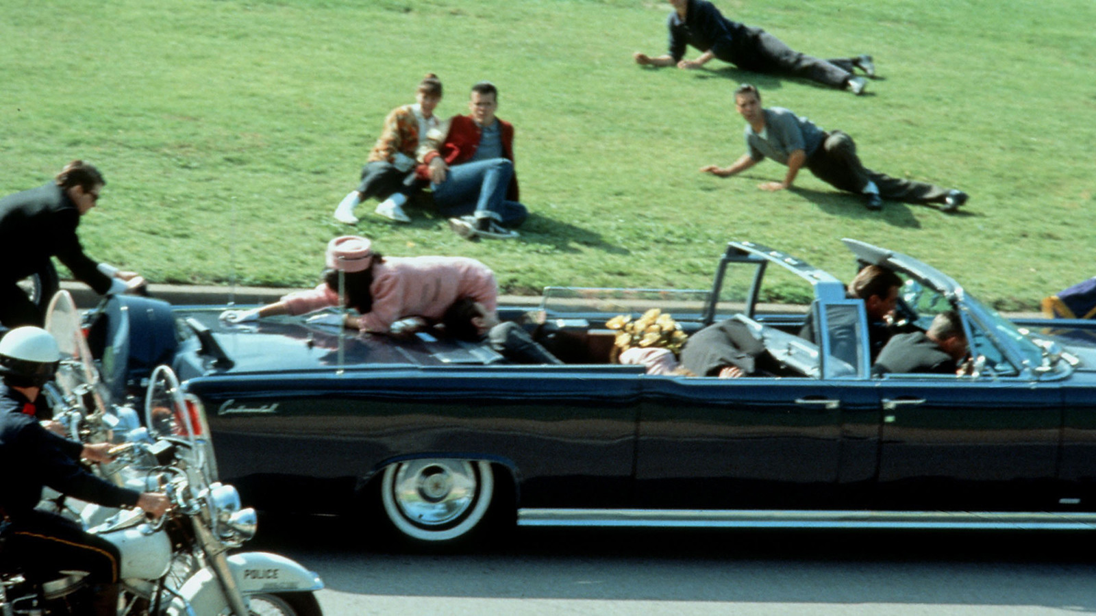 la-et-mn-mini-american-media-assassination-kennedy-review-20170525.jpg