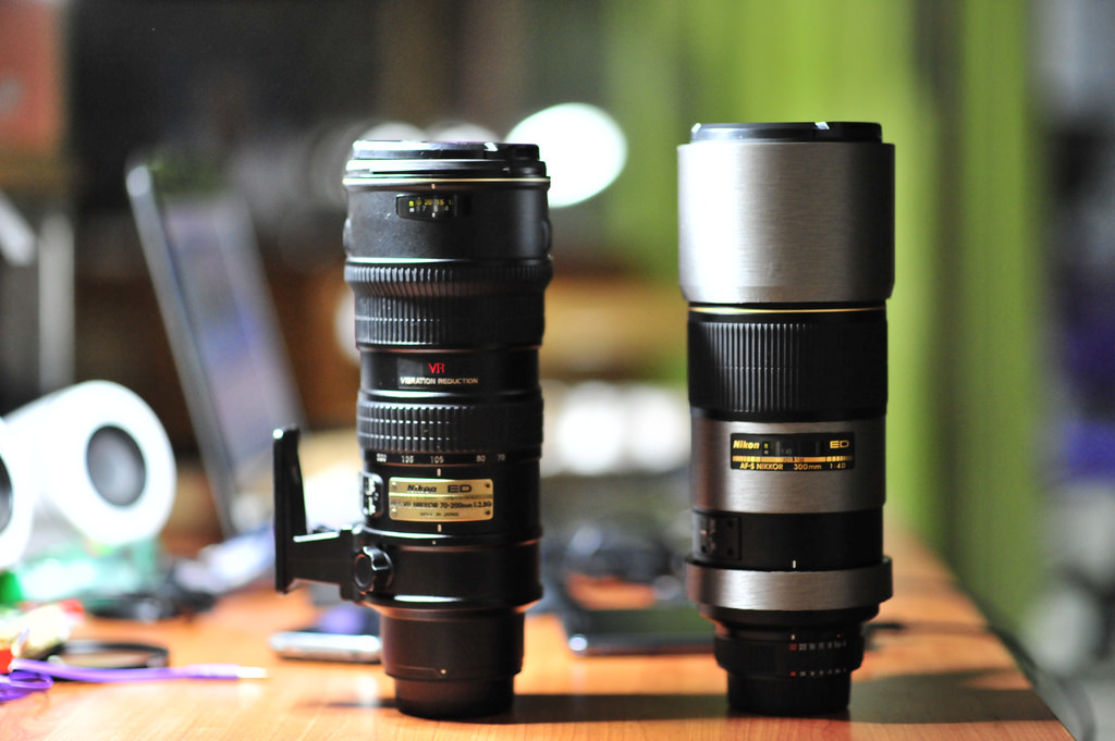 Nikkor vr. Nikon 70-200 f4. Nikkor 200mm f4. Nikon 70 200 f4 VR. Nikon 70-200 f2.8 VR 1.