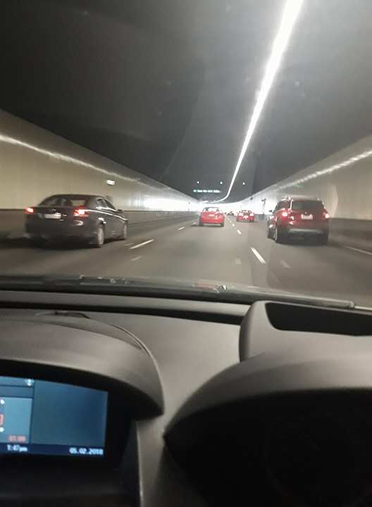 tunnel.jpg