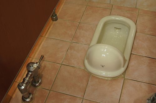 squat-toilet.jpg