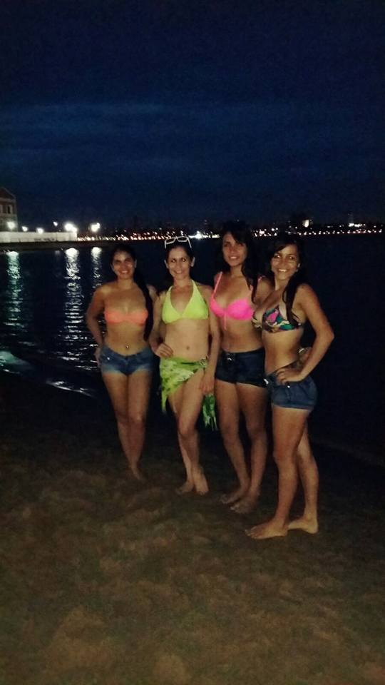 NOCHE DE PLAYA.jpg