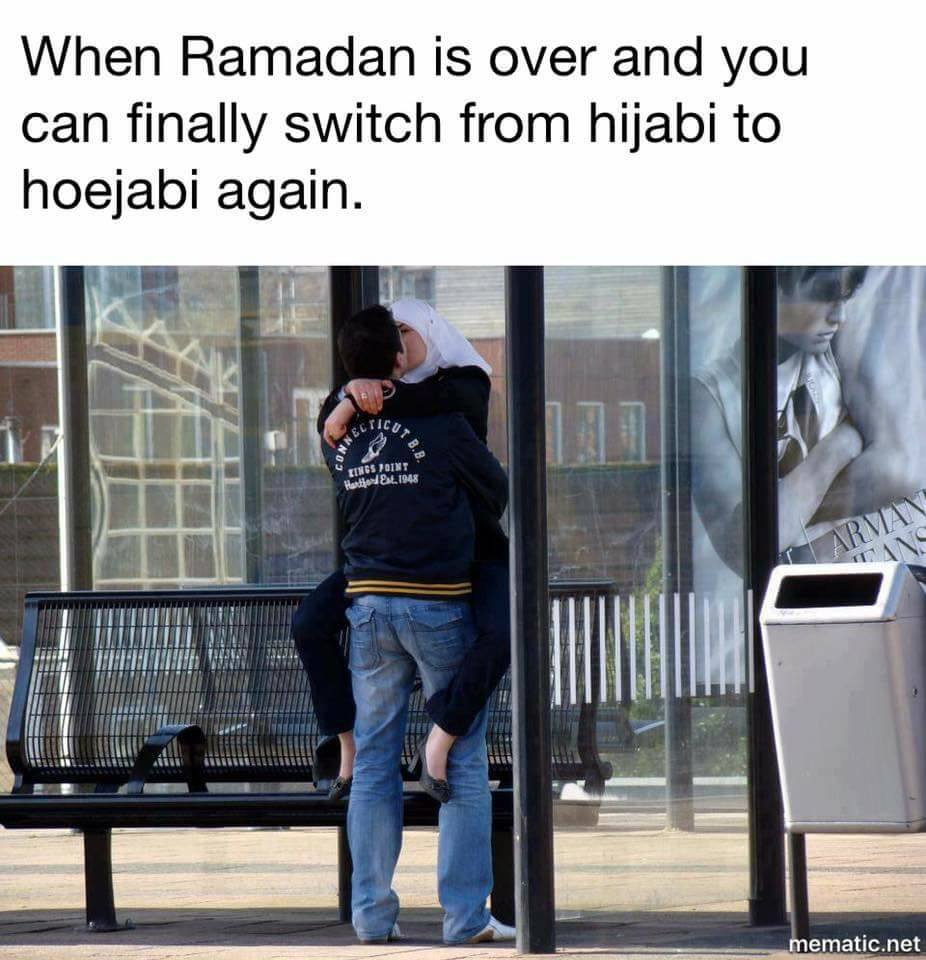 When is he leaving. Рамадан Мем. Мемы про Рамадан. Спокойно братуха у нас Рамадан Мем. Happy Ramadan memes.