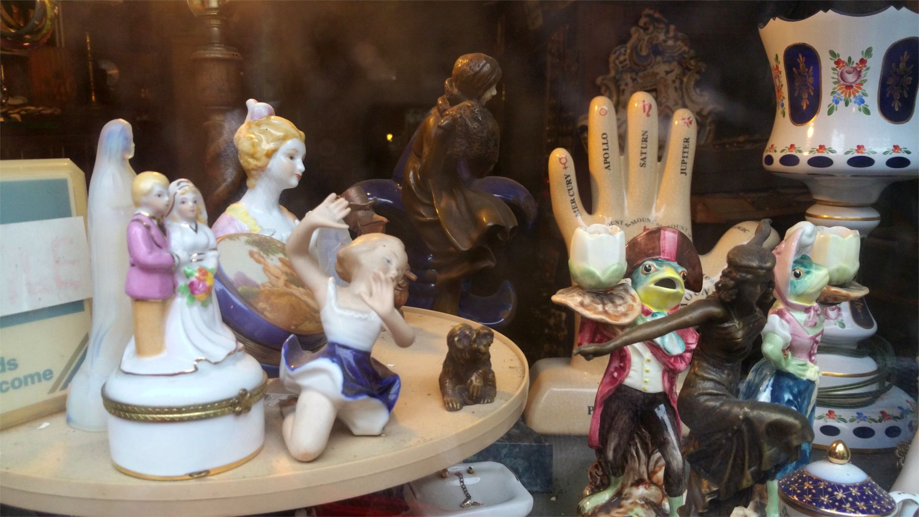 shop-window.jpg