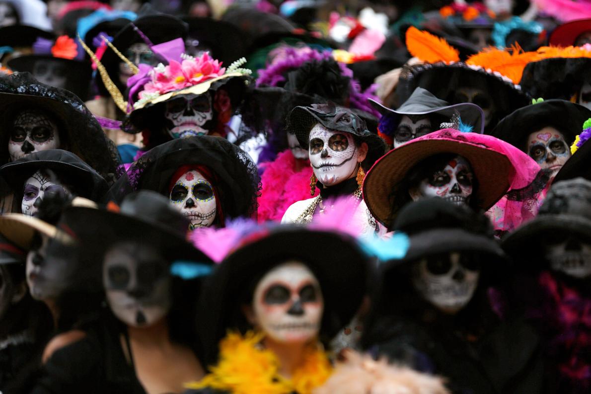 crowd-costume-day-of-the-dead.adapt.1190.1.jpg