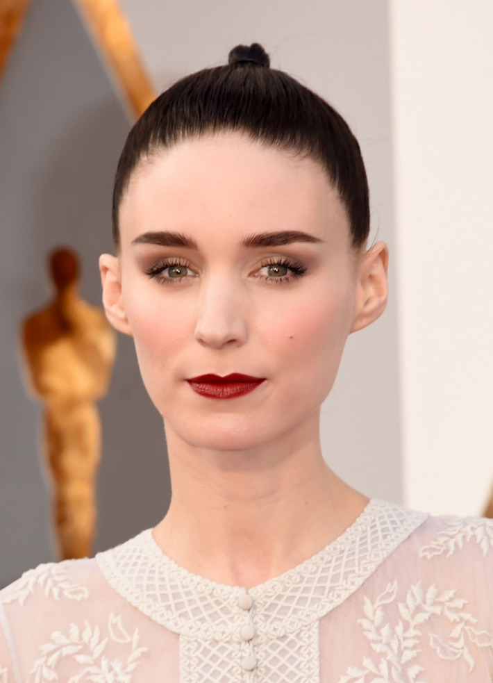 oscars-lipstick-39.nocrop.w710.h2147483647.jpg