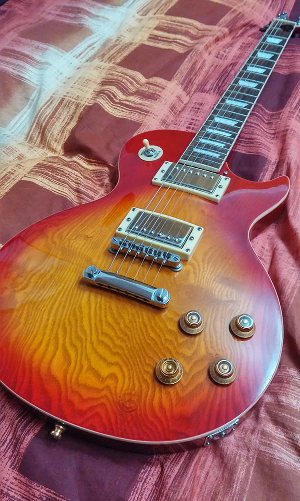 Post_02_LesPaul.jpg