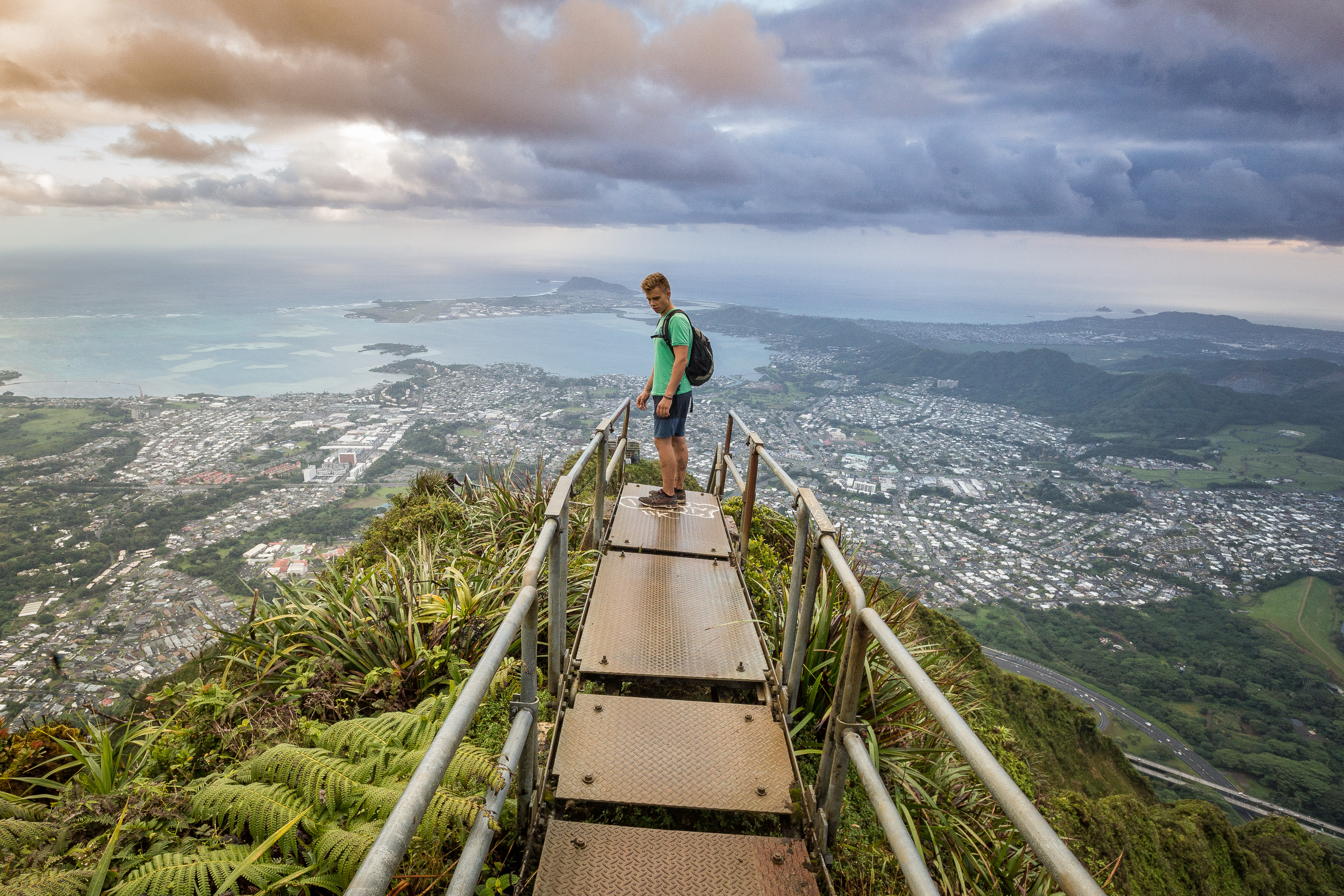 P_Tr_HI_Oahu_Haiku Stairs and Moanalua Ridge Hike_12.12.17-224.jpg