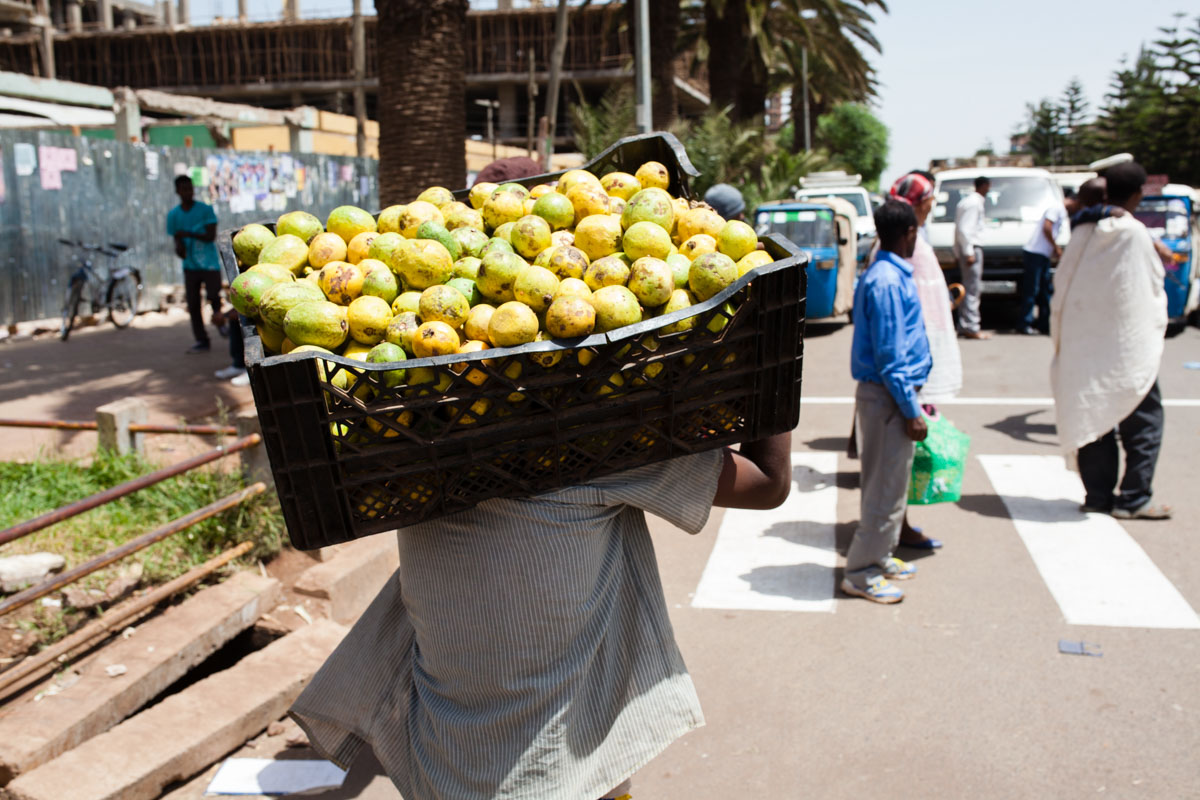 Ethiopia_Bahardar_market_walk_Victor_Bezrukov_2015-part2-11.jpg