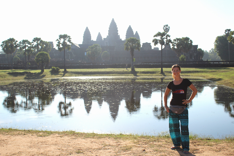Barbara-vor-Angkor-Wat.jpg