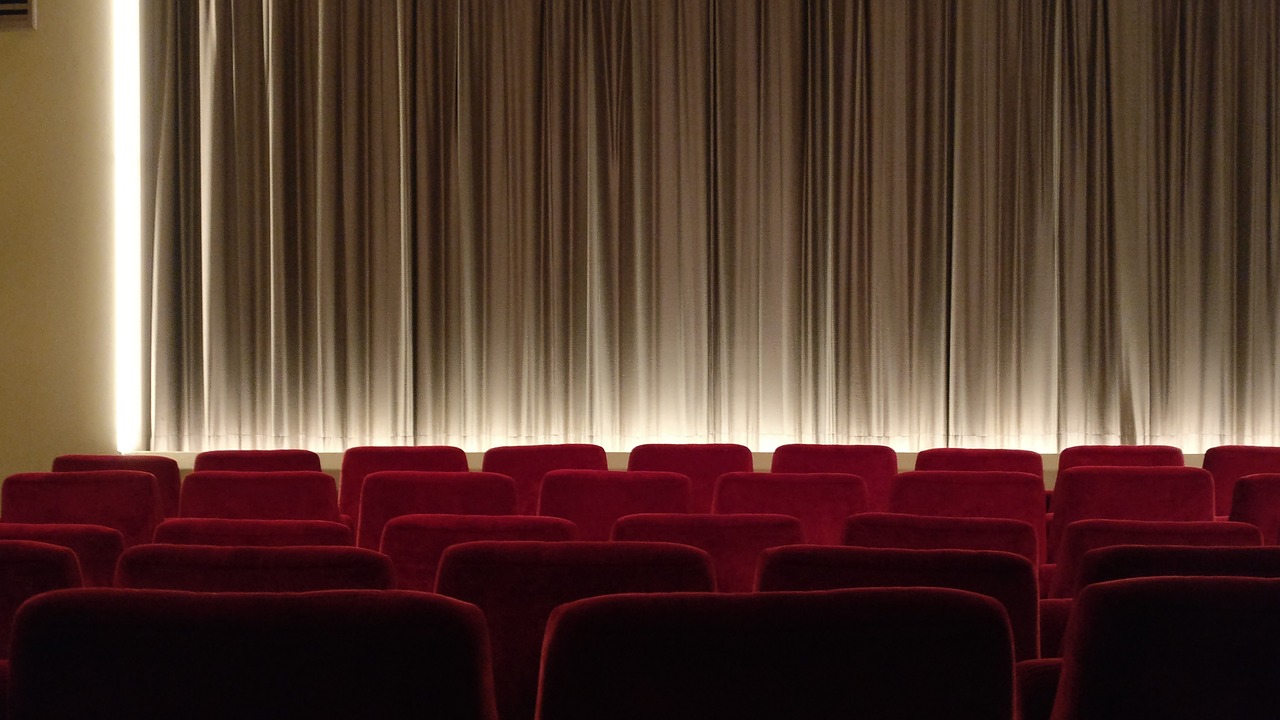 cinema-2093264_1280 (1).jpg