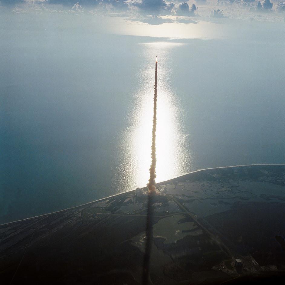 Birds-eye-of-a-shuttle-launch.jpg