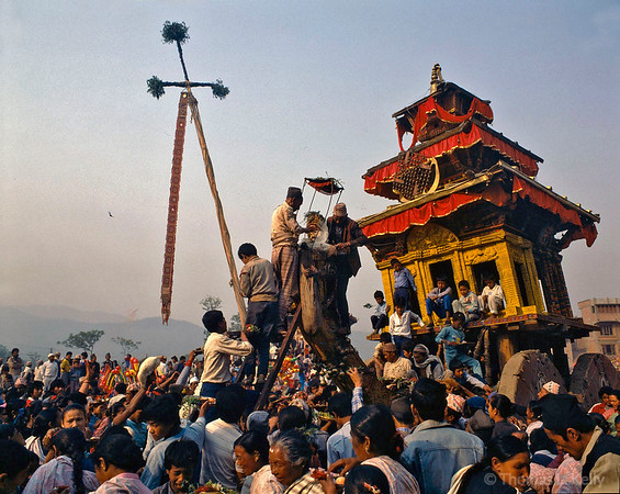 Nepal_BisketJatra_Tk10-M.jpg