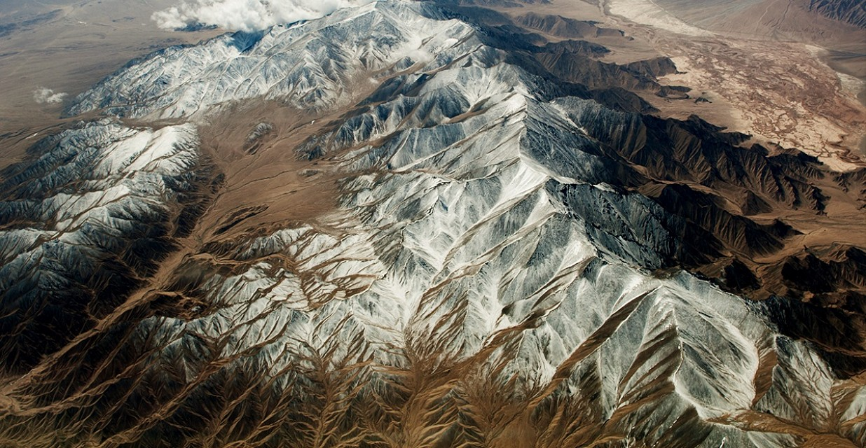 Самая большая горная система в мире. Куньлунь Тибет Гималаи. Плато цинхай-Тибет. Цинхай-тибетское Нагорье. Куньлунь Тибет это горы.