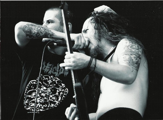 phil-anselmo-and-dimebag-darrell-charles-johnson-jr.jpg