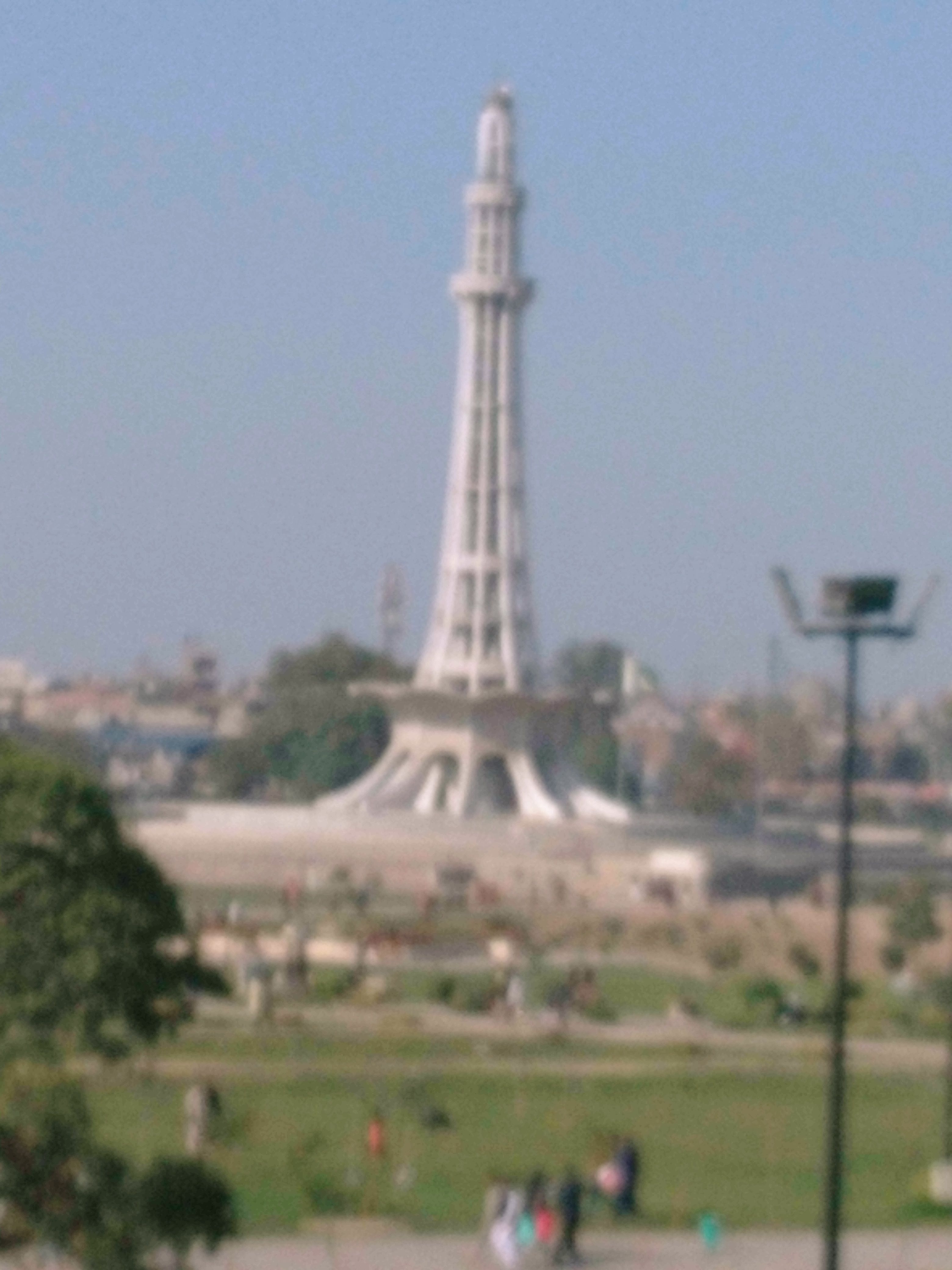 The Beautiful Design Of Minar E Pakistan Is A Mix Of Islamic Mughal And Contemporary Architecture Steemit