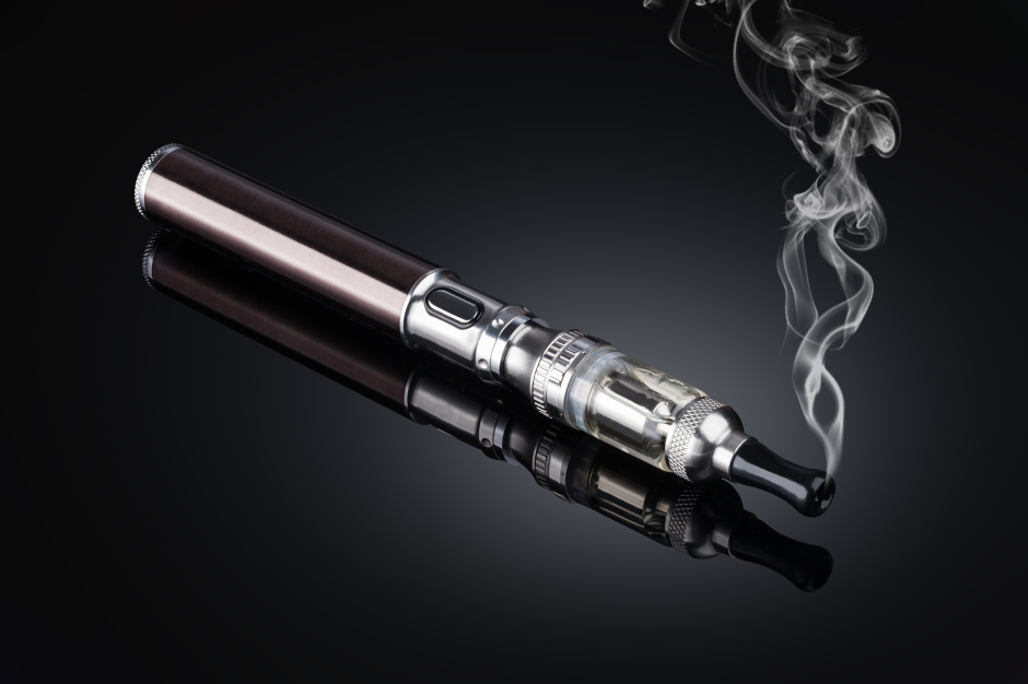 health-e-cigarette-risk-danger-flavor.jpg