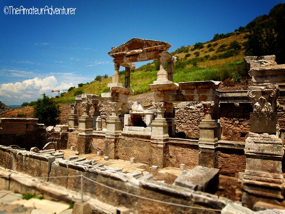 Ephesus Ruins 9.jpg