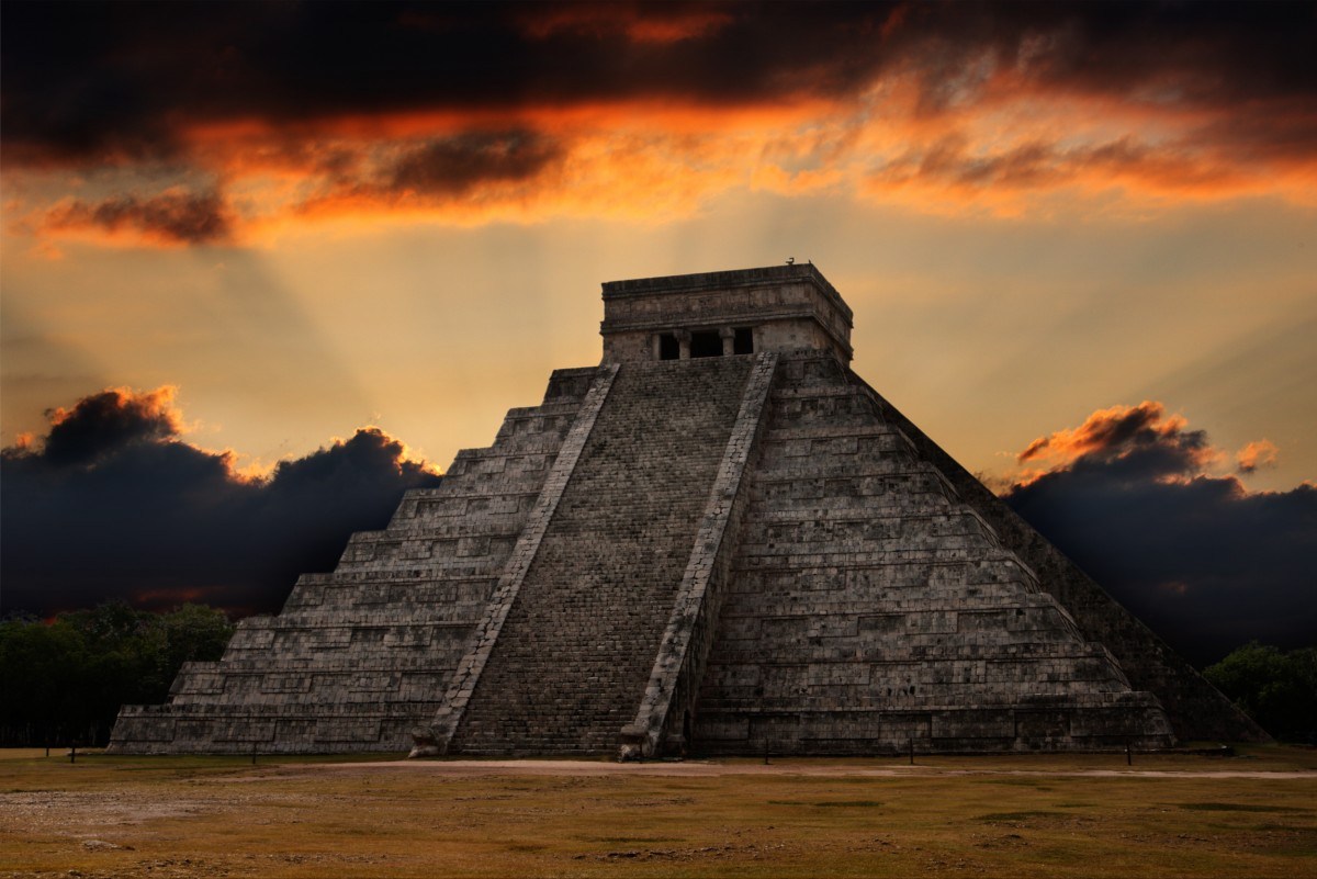 Chichen-Itza-.jpg