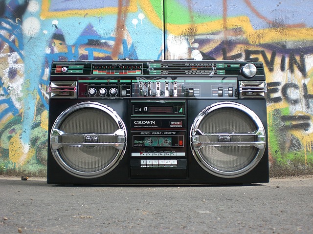 ghettoblaster-1452077_640.jpg