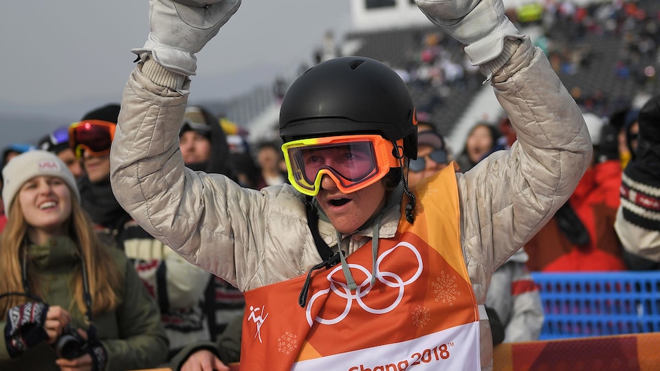 red_gerard_gettyimages-916427914_1920.jpg