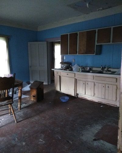 kitchen2.jpg