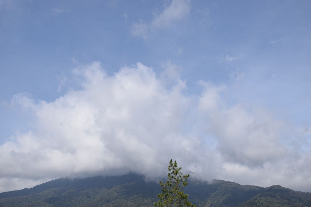 gunung.jpg