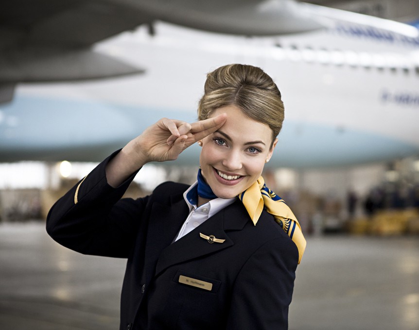 flight-attendant-happy.jpg