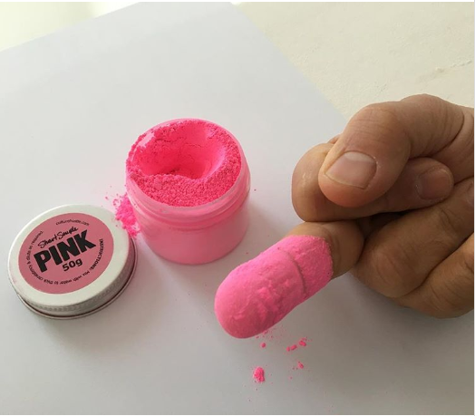 Screenshot-2018-1-25 Anish Kapoor flaunts use of world's pinkest pink despite ban from creator.png