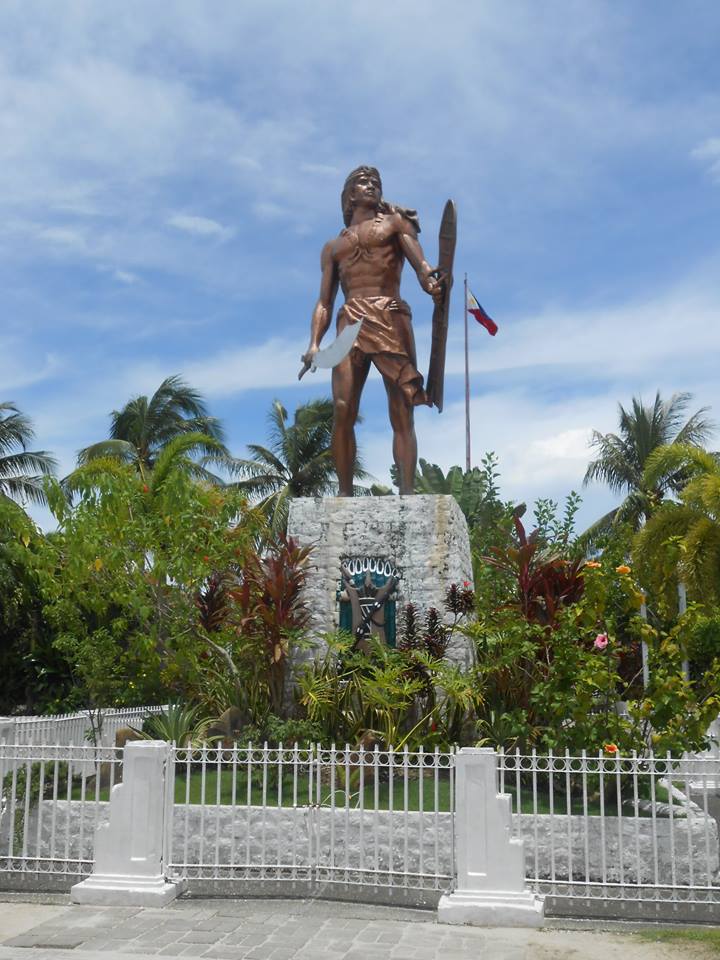 mactan shrine1.jpg