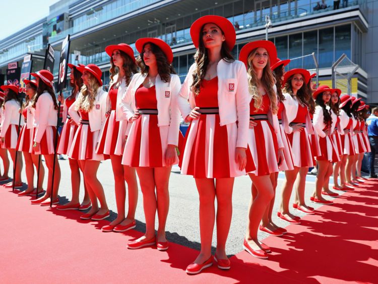 skynews-grid-girls-formula-one_4218962.jpg