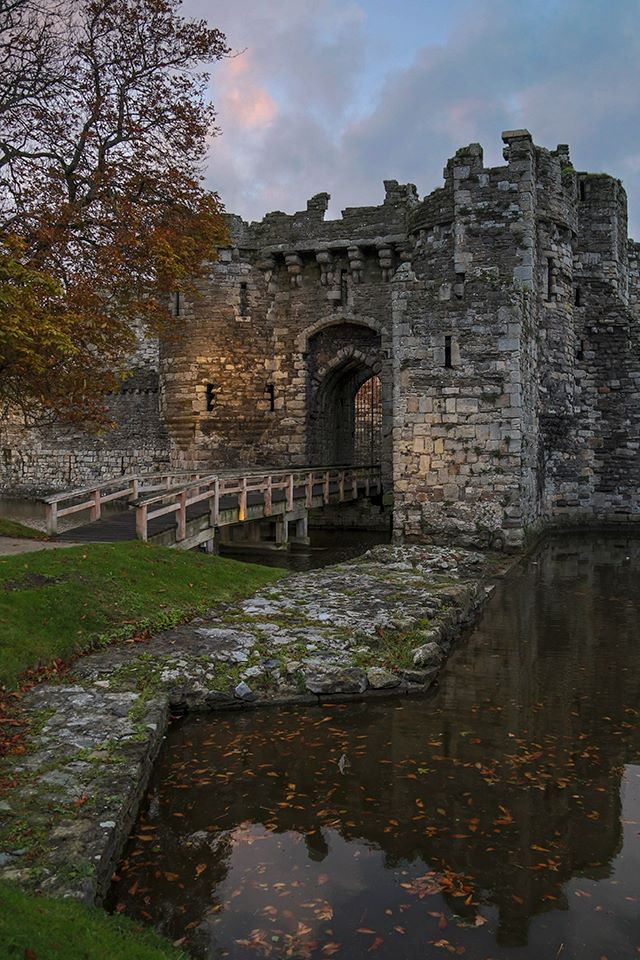 BeaumarisCastle.jpg