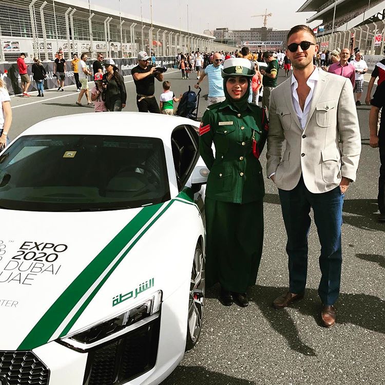 World S Fastest Police Car Doesn T Catch Criminals Steemit