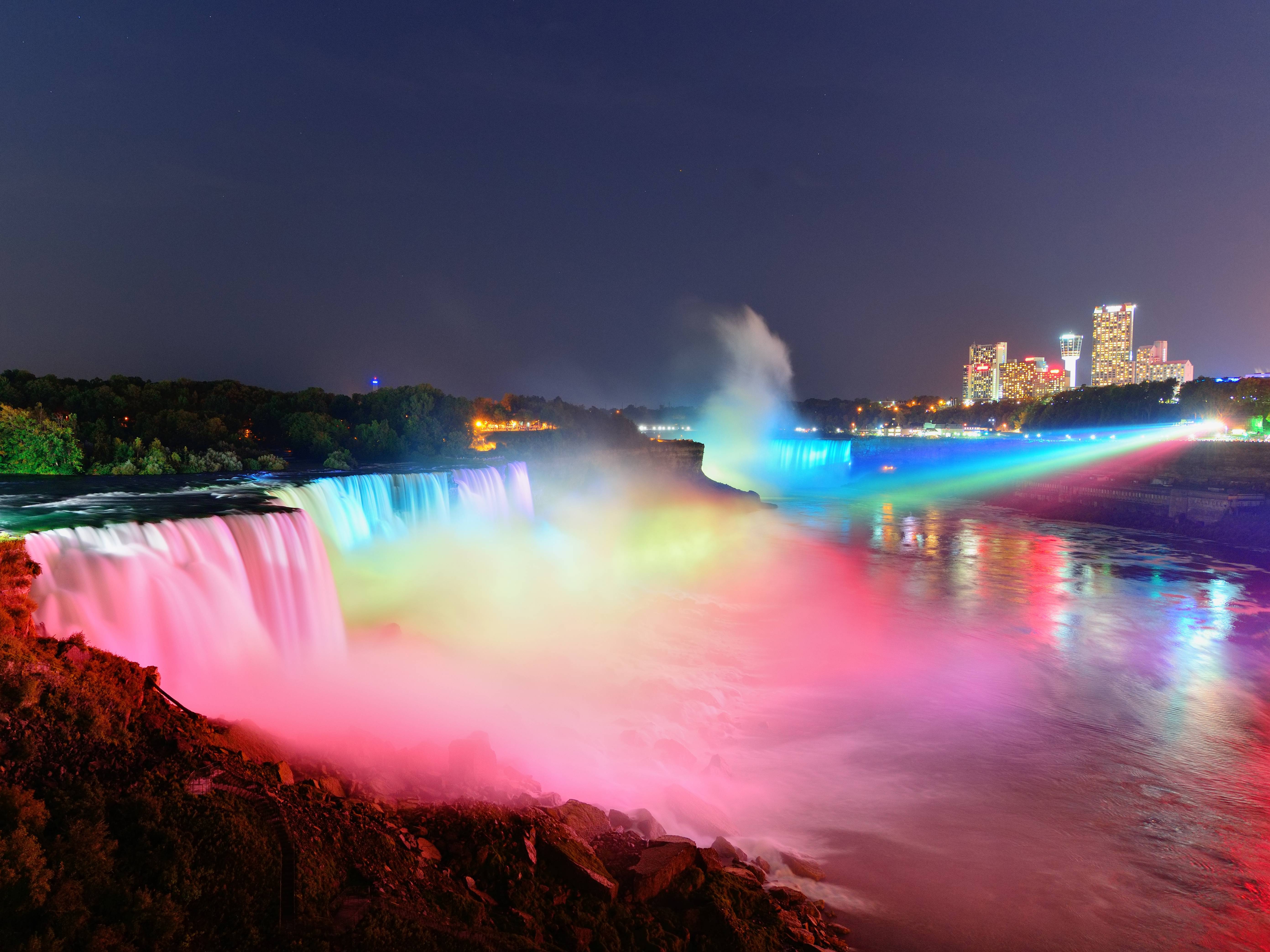 Niagara Fall - Dancing Light Show at Night.jpg