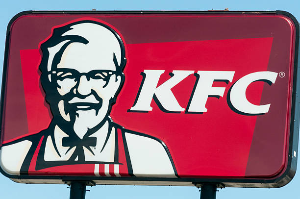 kentucky-fried-chicken-kfc-fast-food-restaurant-sign-picture-id535788501.jpg
