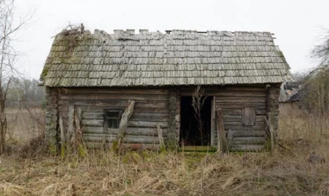 Abandoned-wood-cabin.png