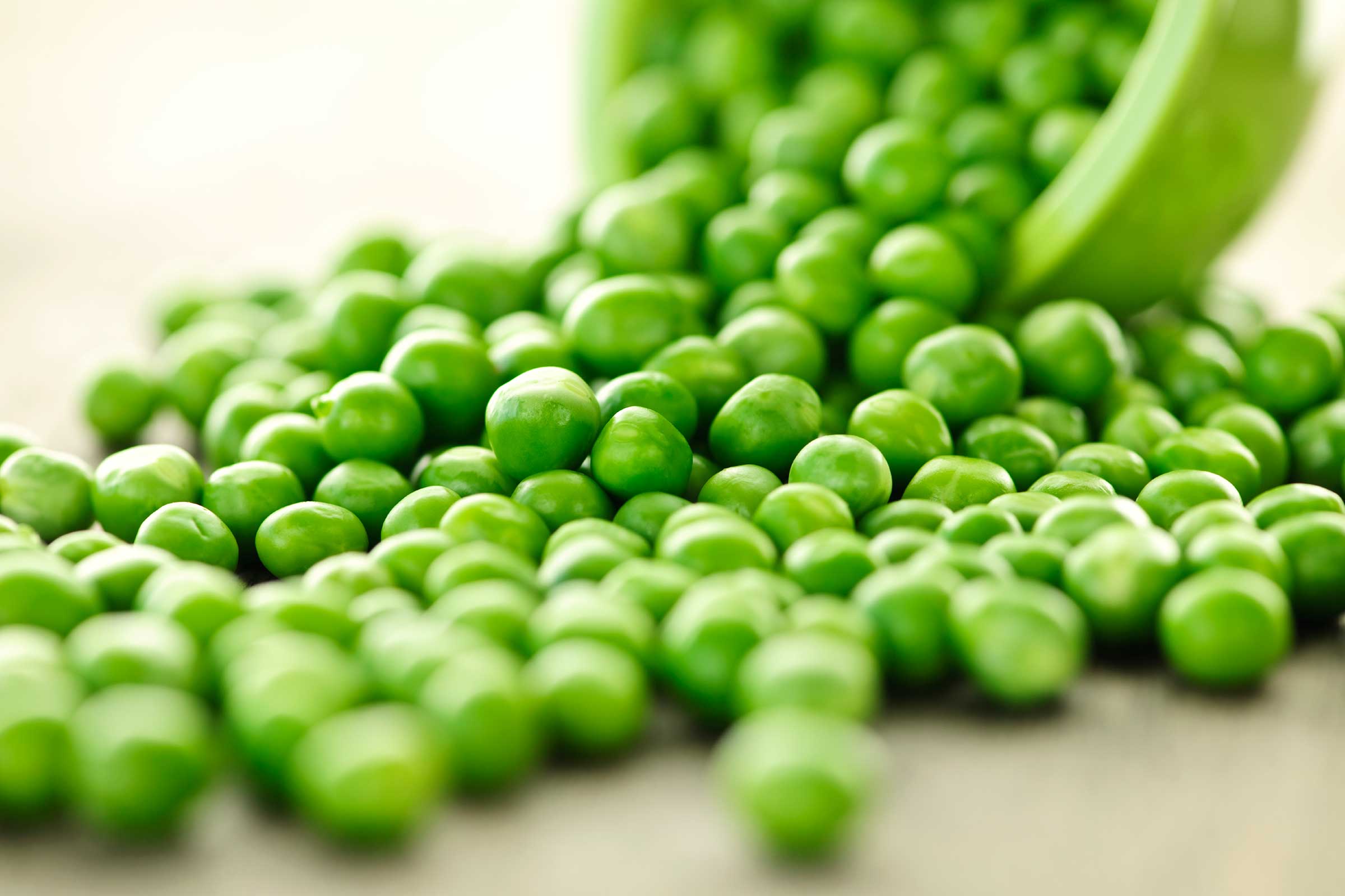 29-foods-prevent-cancer-peas.jpg