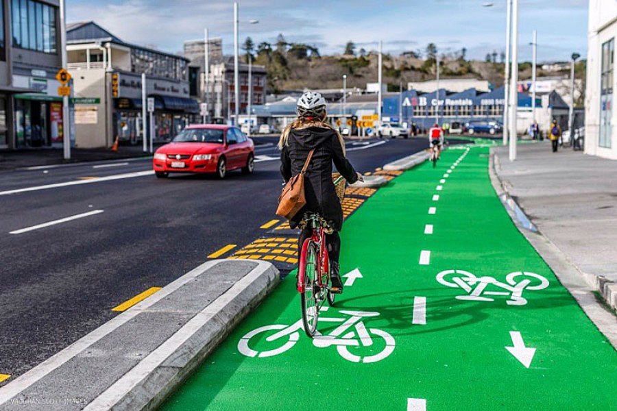 two-way-separated-cycleway-beach-road-auckland-nzta-govt-nz.jpg