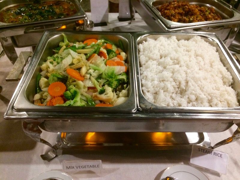 8 Steamed rice and mixed vegetables.jpg