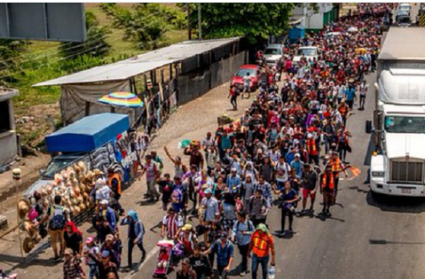 Over-a-thousand-Hondurans-marching-to-our-southern-border-620x408.png