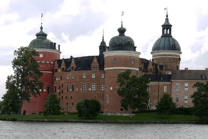 gripsholms-castle.jpg